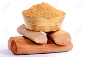 Sandalwood is great at removing pimple and acne marks, blemishes, suntan, and older scars from the skin by nourishing it.